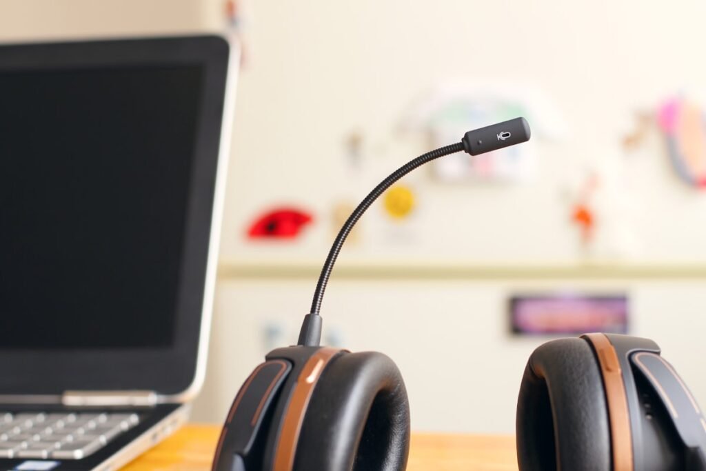 Headset for AI voice agent calls